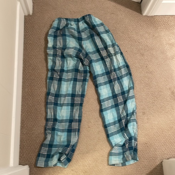 L.L. Bean blue plaid PJ pants size XS - Picture 3 of 4